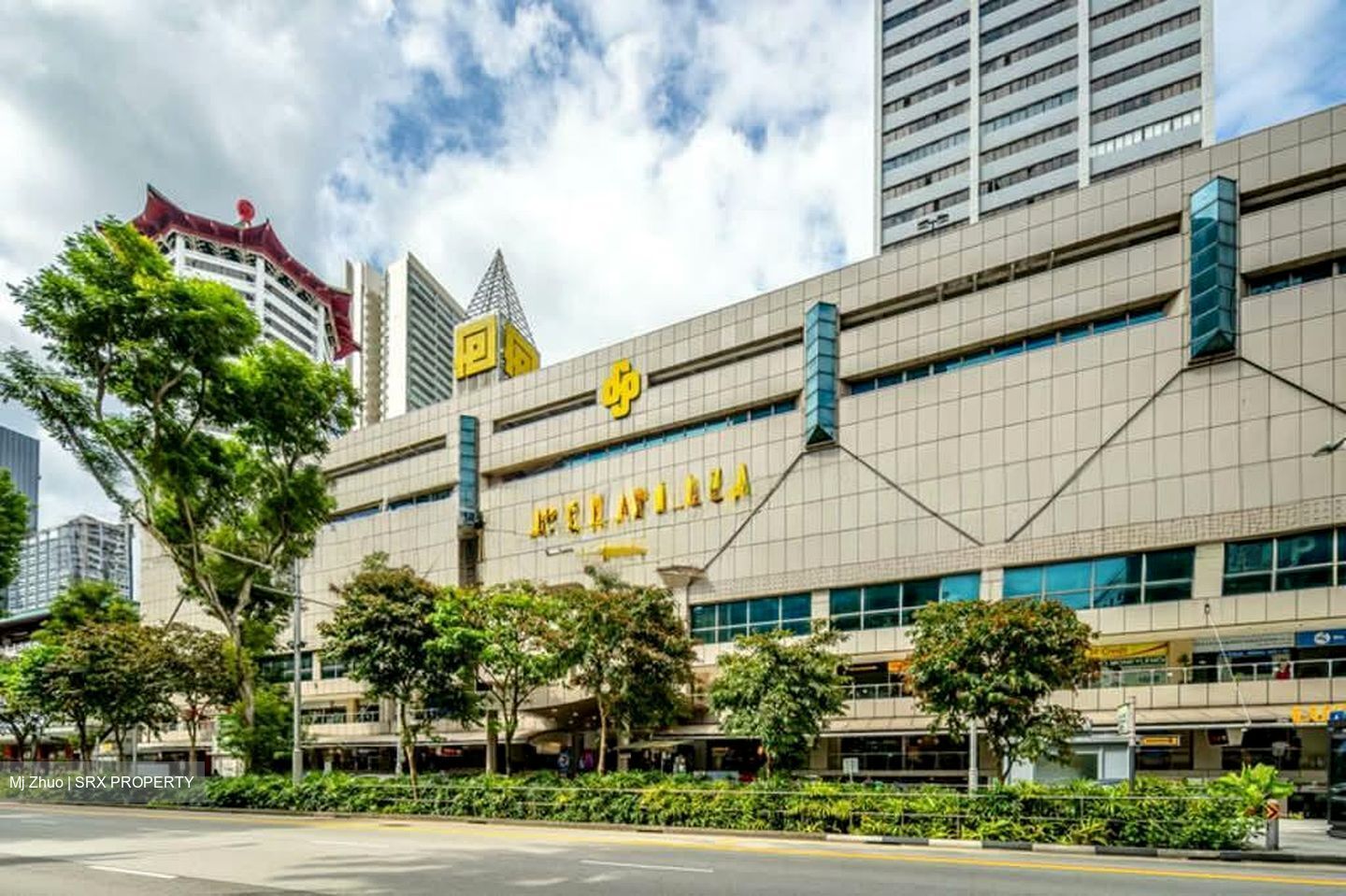 Lucky Plaza (D9), Shop House #568242031